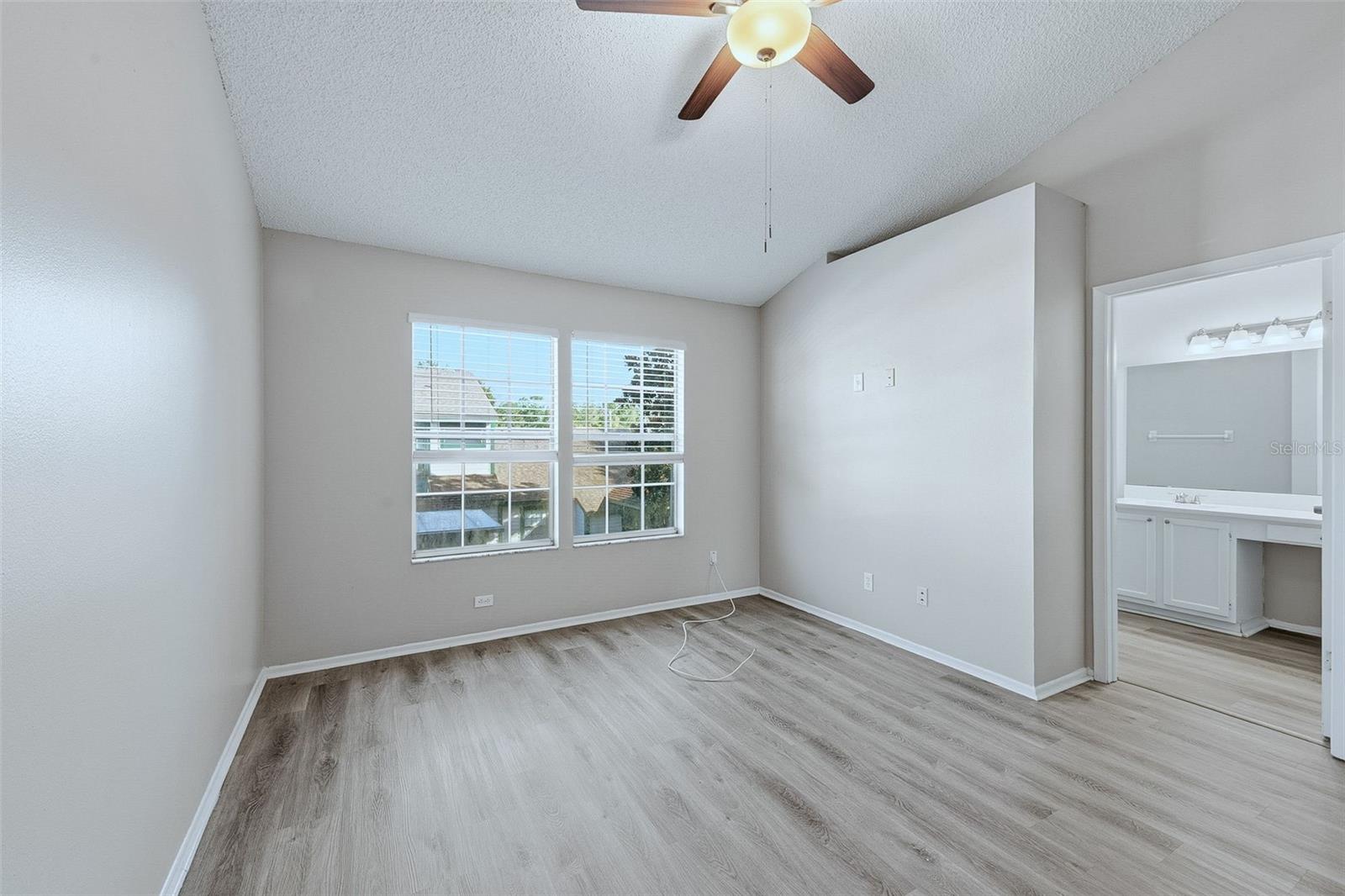 WEKIVA RESERVE UNIT 4 - Residential