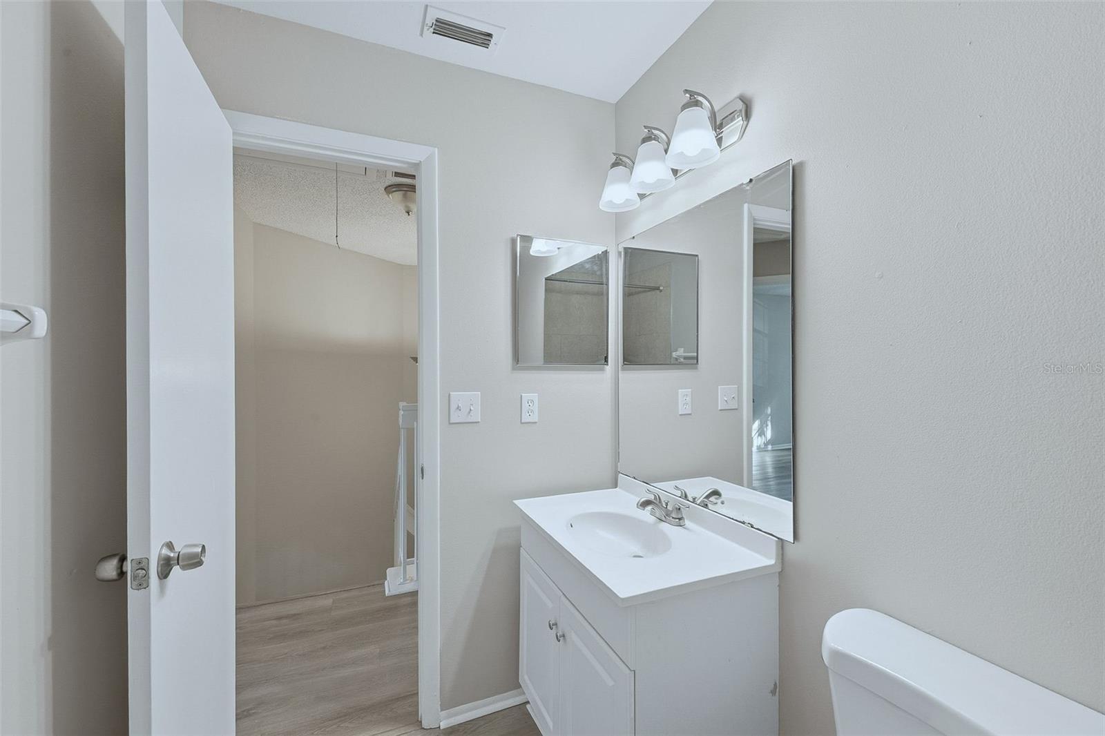 WEKIVA RESERVE UNIT 4 - Residential