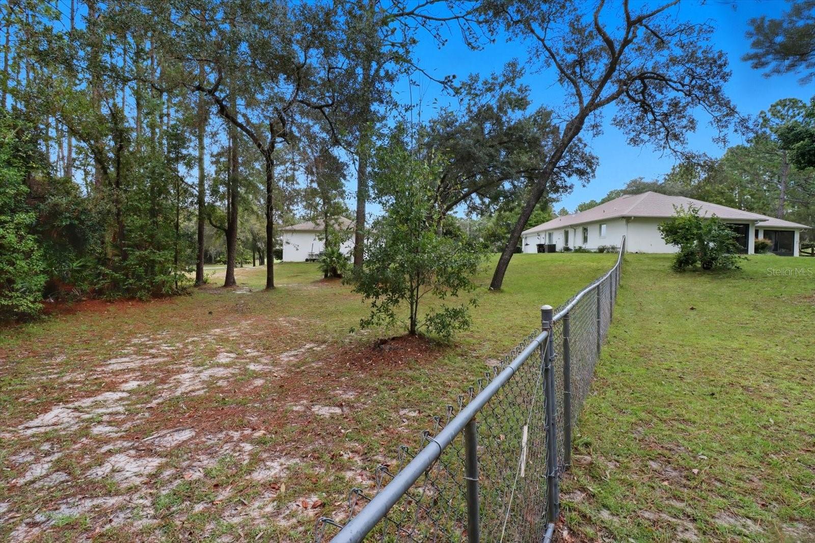 PINE RIDGE UNIT 03 - Residential