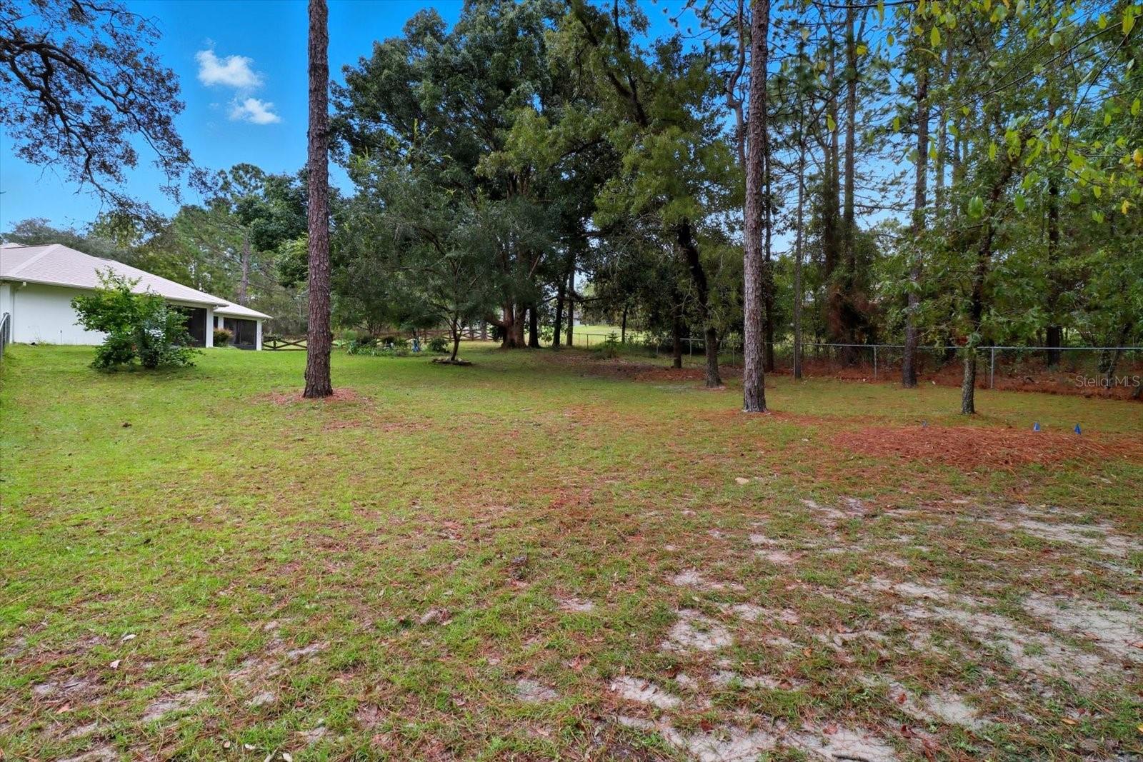 PINE RIDGE UNIT 03 - Residential