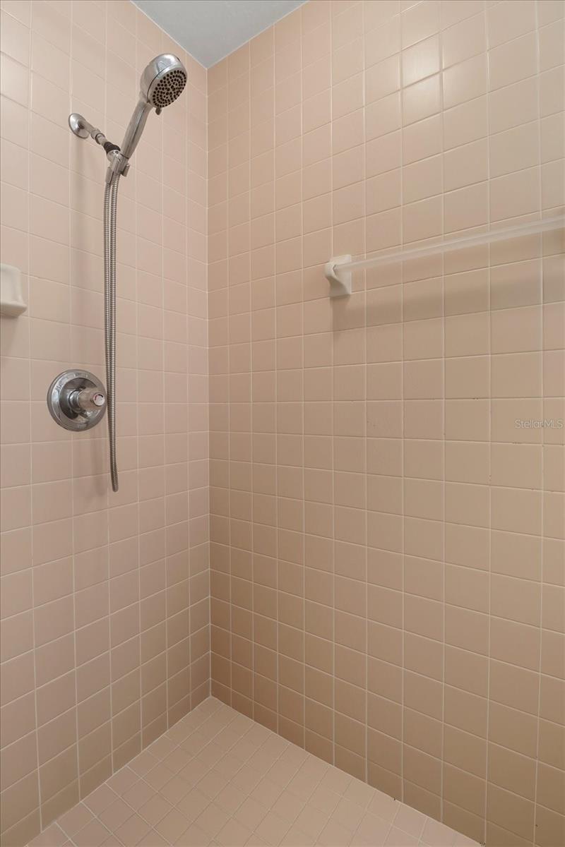 PINE RIDGE UNIT 03 - Residential