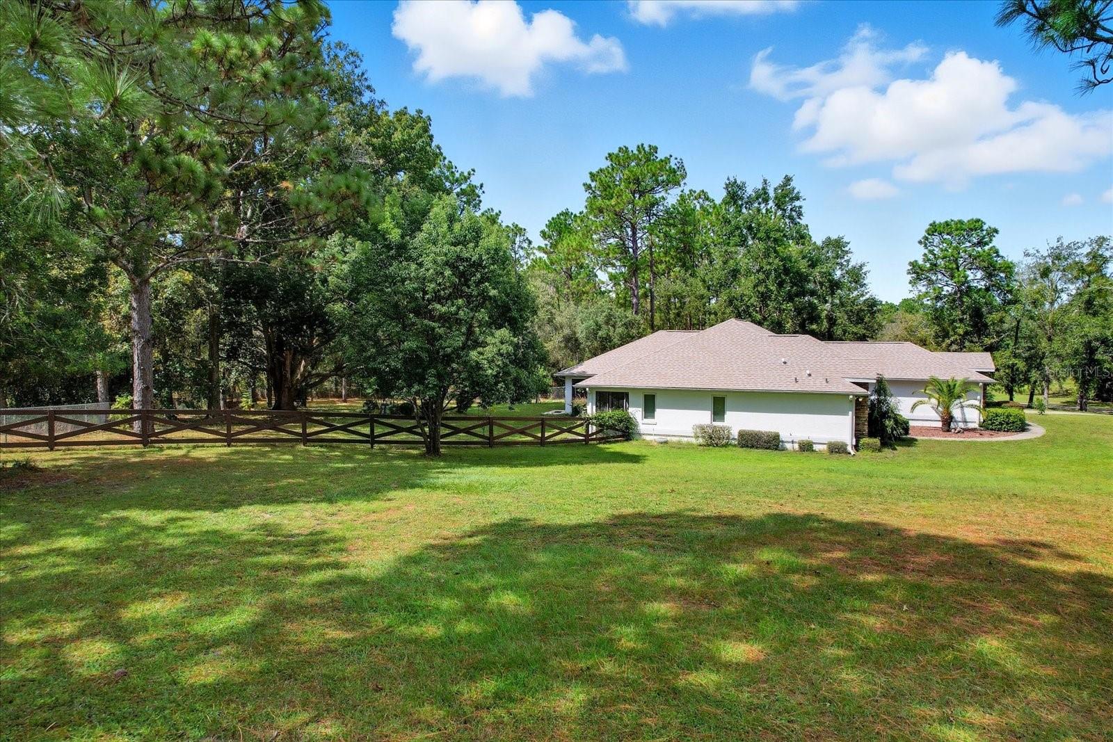 PINE RIDGE UNIT 03 - Residential