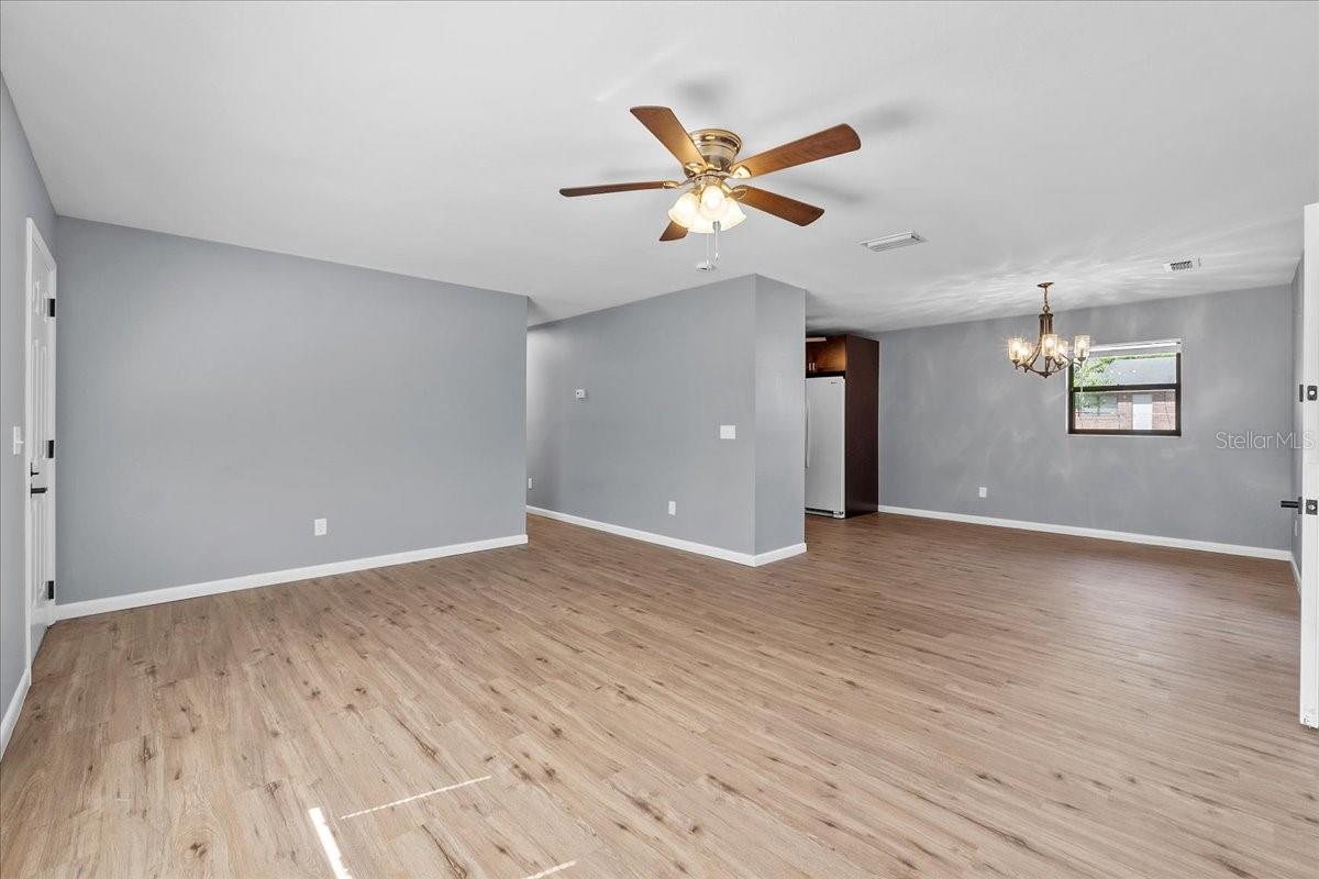825 N CLERMONT AVENUE
