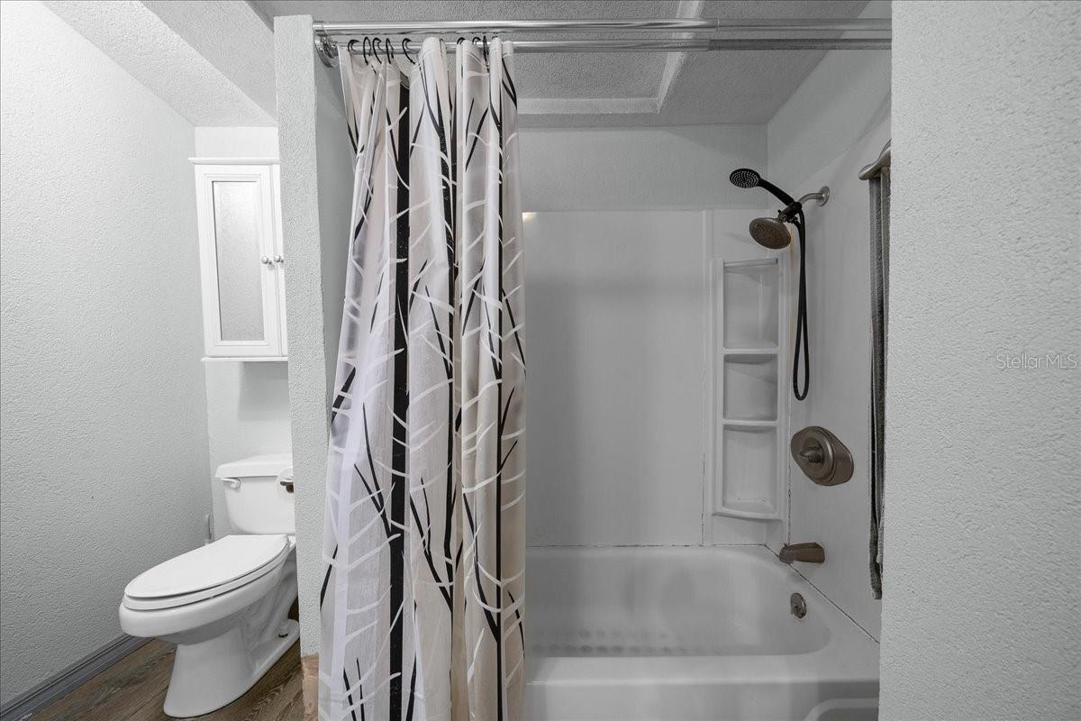 NEIGHBORHOOD 8449 - Residential