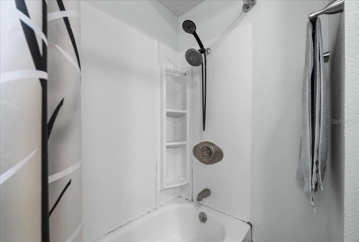 NEIGHBORHOOD 8449 - Residential