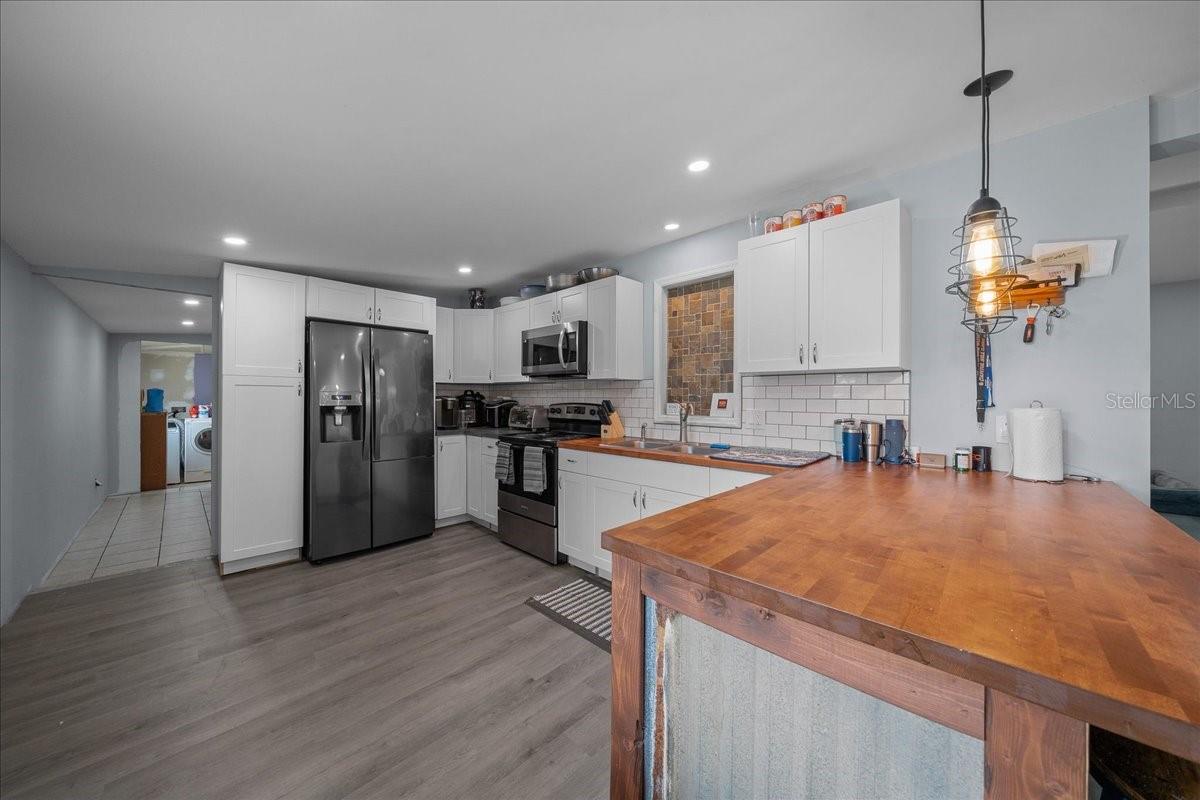 NEIGHBORHOOD 8449 - Residential