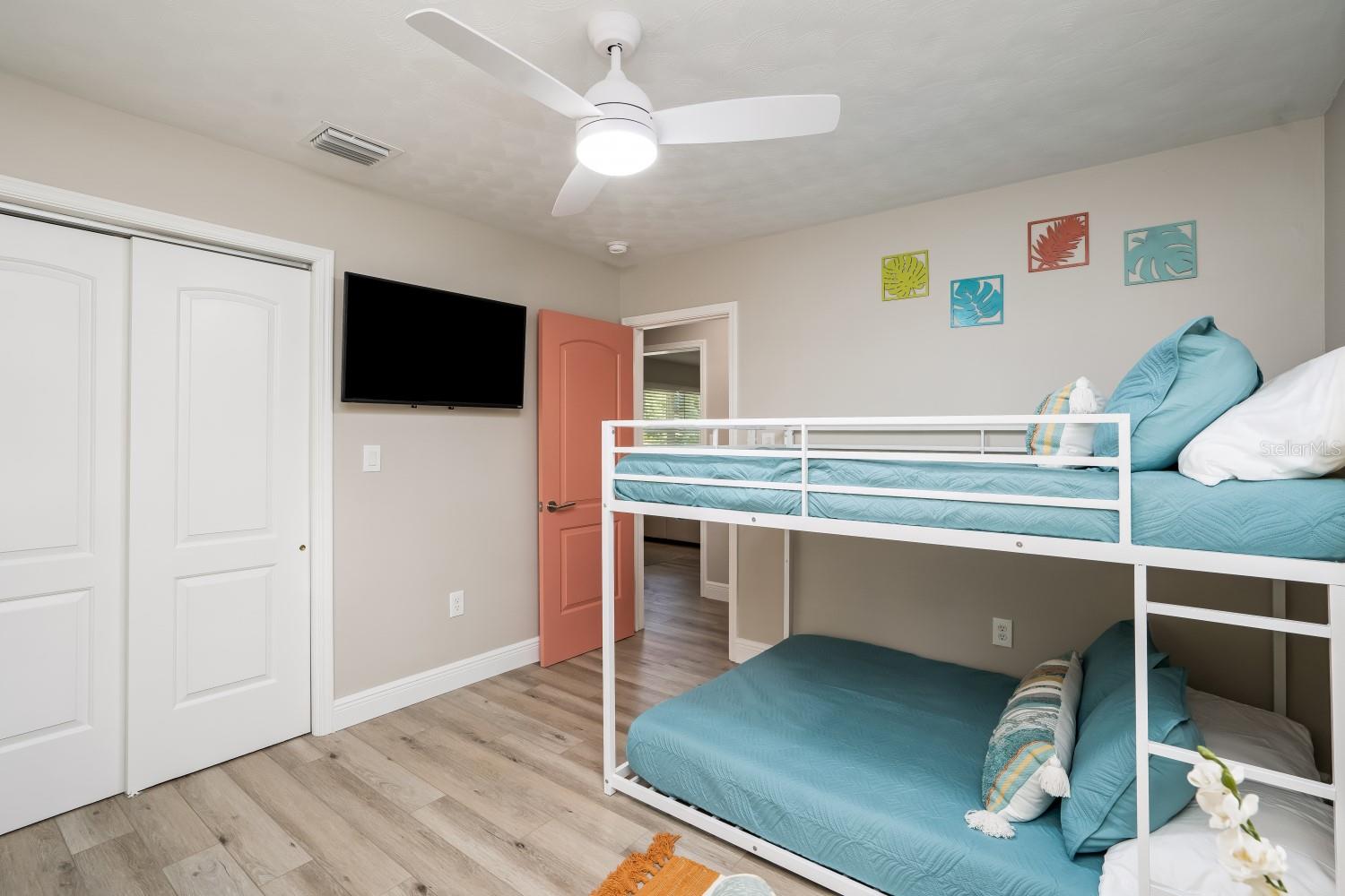 S V HARRIS - Residential Lease