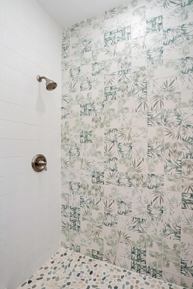 S V HARRIS - Residential Lease