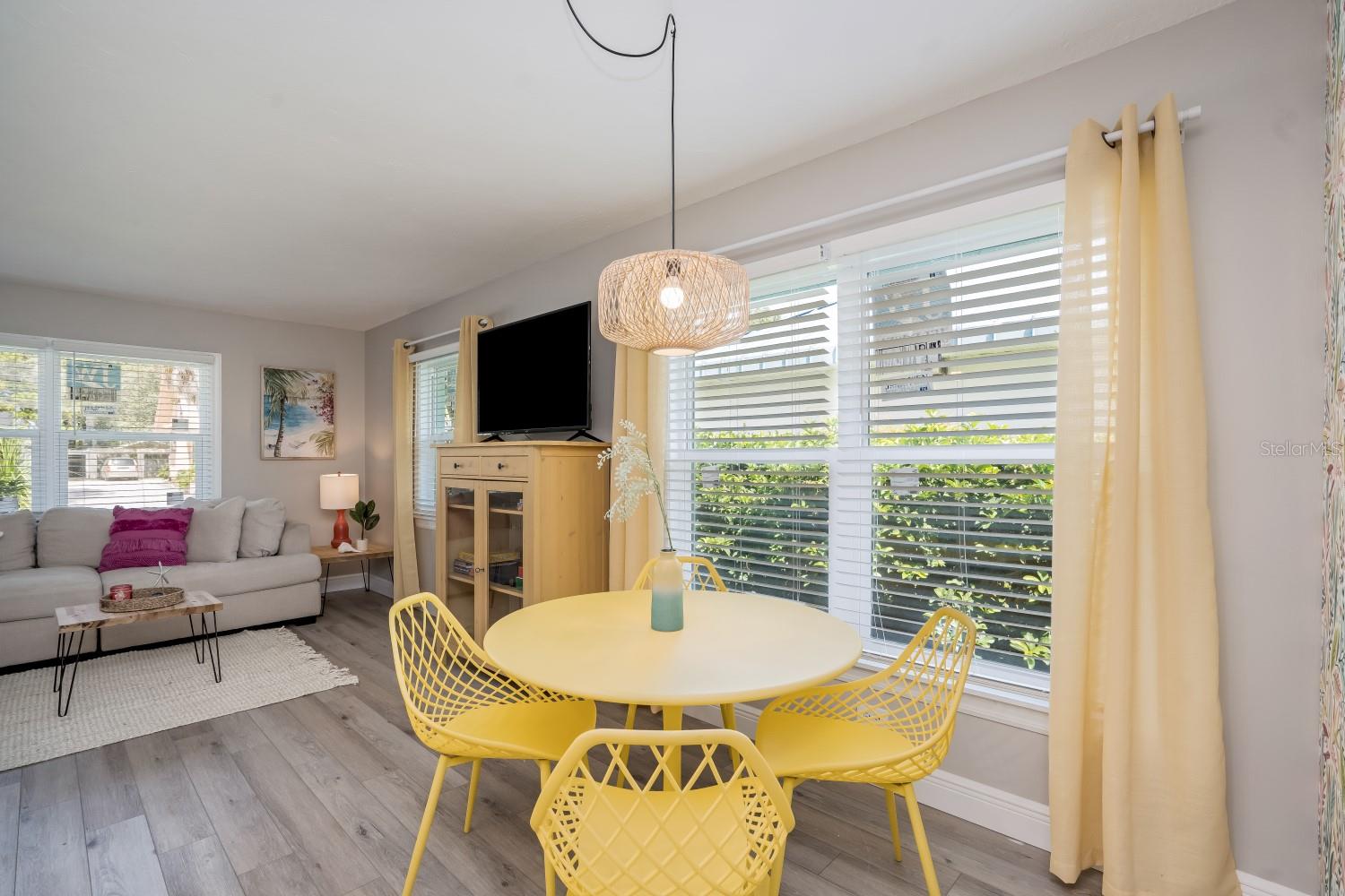 S V HARRIS - Residential Lease