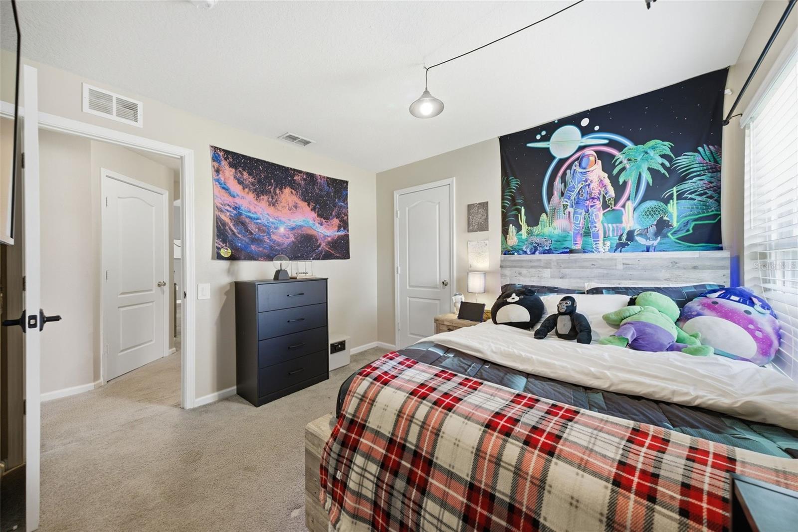 LEXINGTON OAKS VILLAGE 27 - Residential