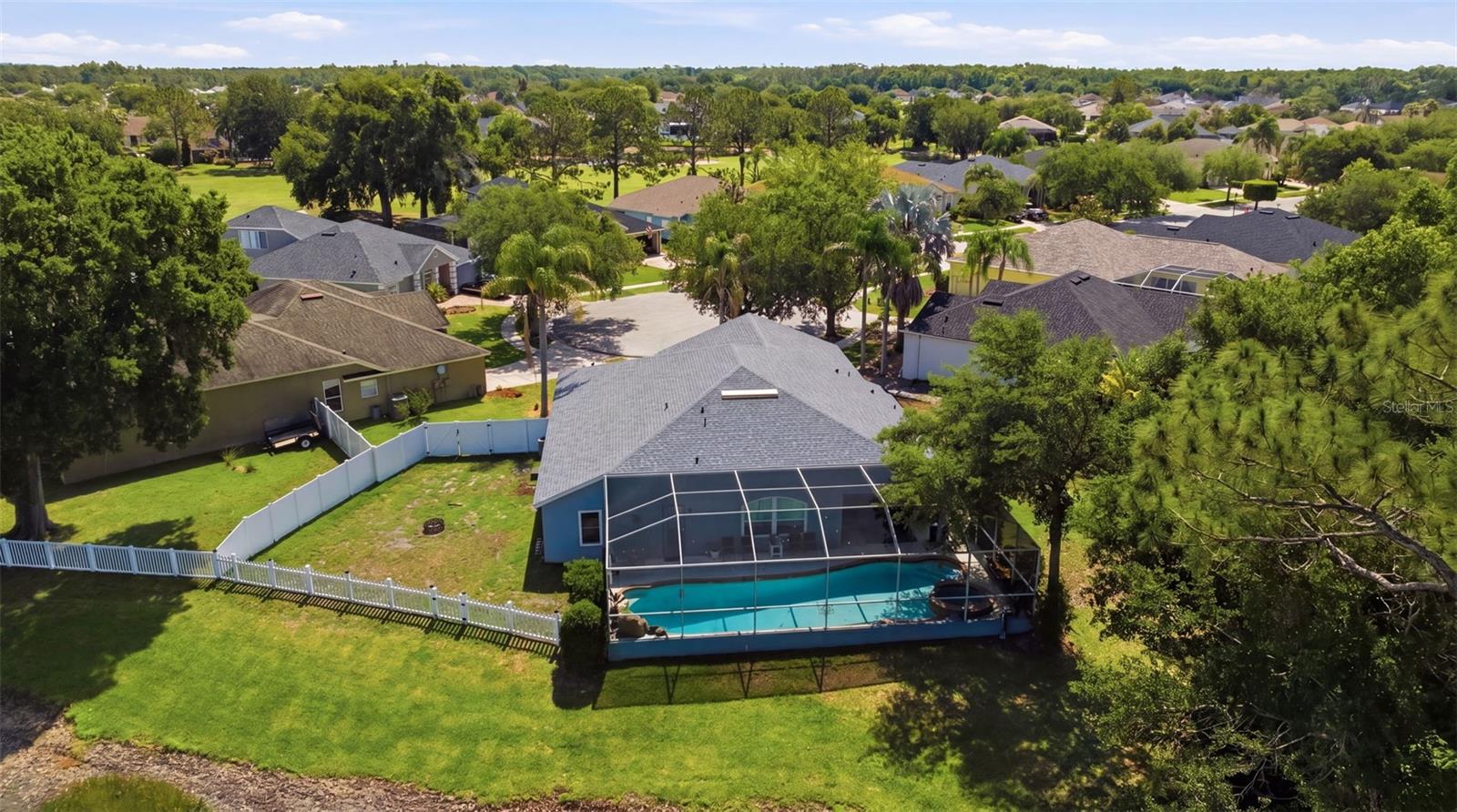 LEXINGTON OAKS VILLAGE 27 - Residential