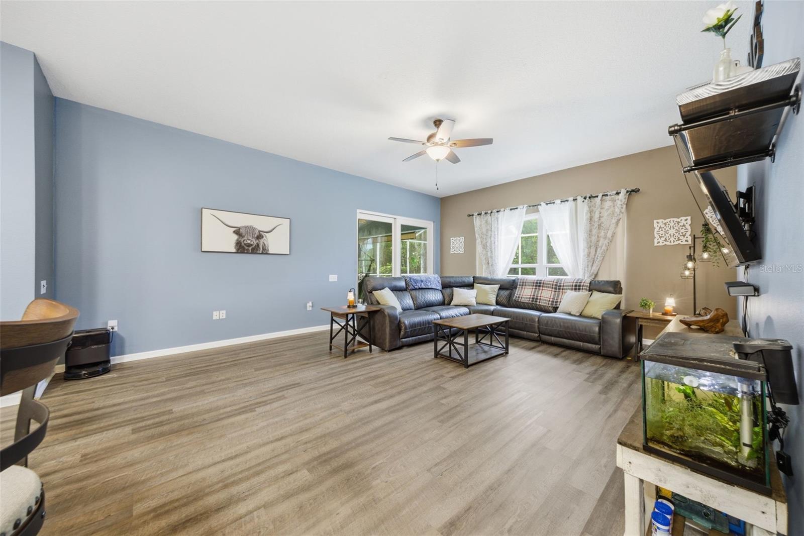 LEXINGTON OAKS VILLAGE 27 - Residential