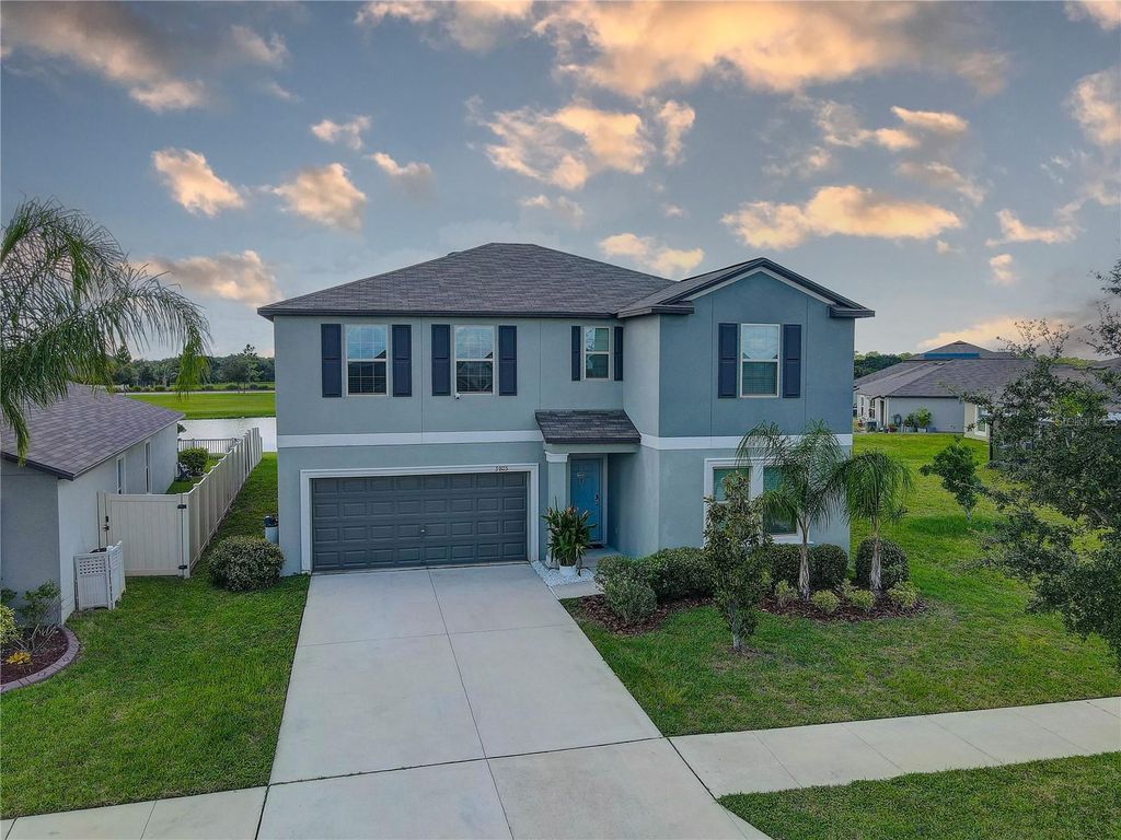 Photo of 9805 Alysheba Court, Sun City Center, FL 33573 (MLS # TB8420363)