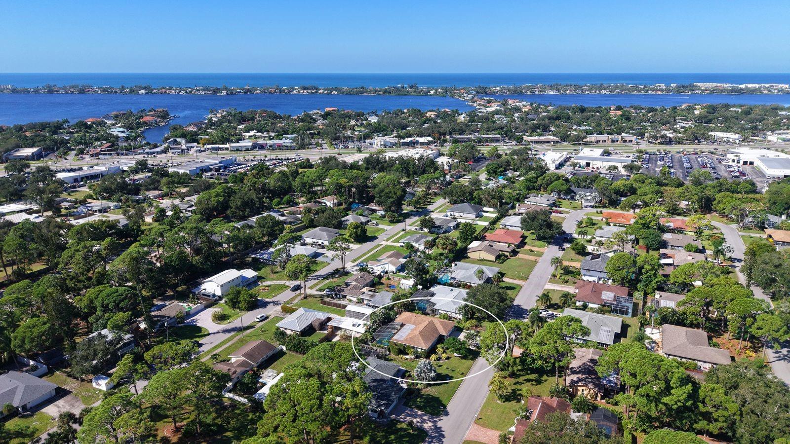 2295 PINE VIEW CIRCLE, SARASOTA, FL, 34231 4 2295 PINE VIEW CIRCLE