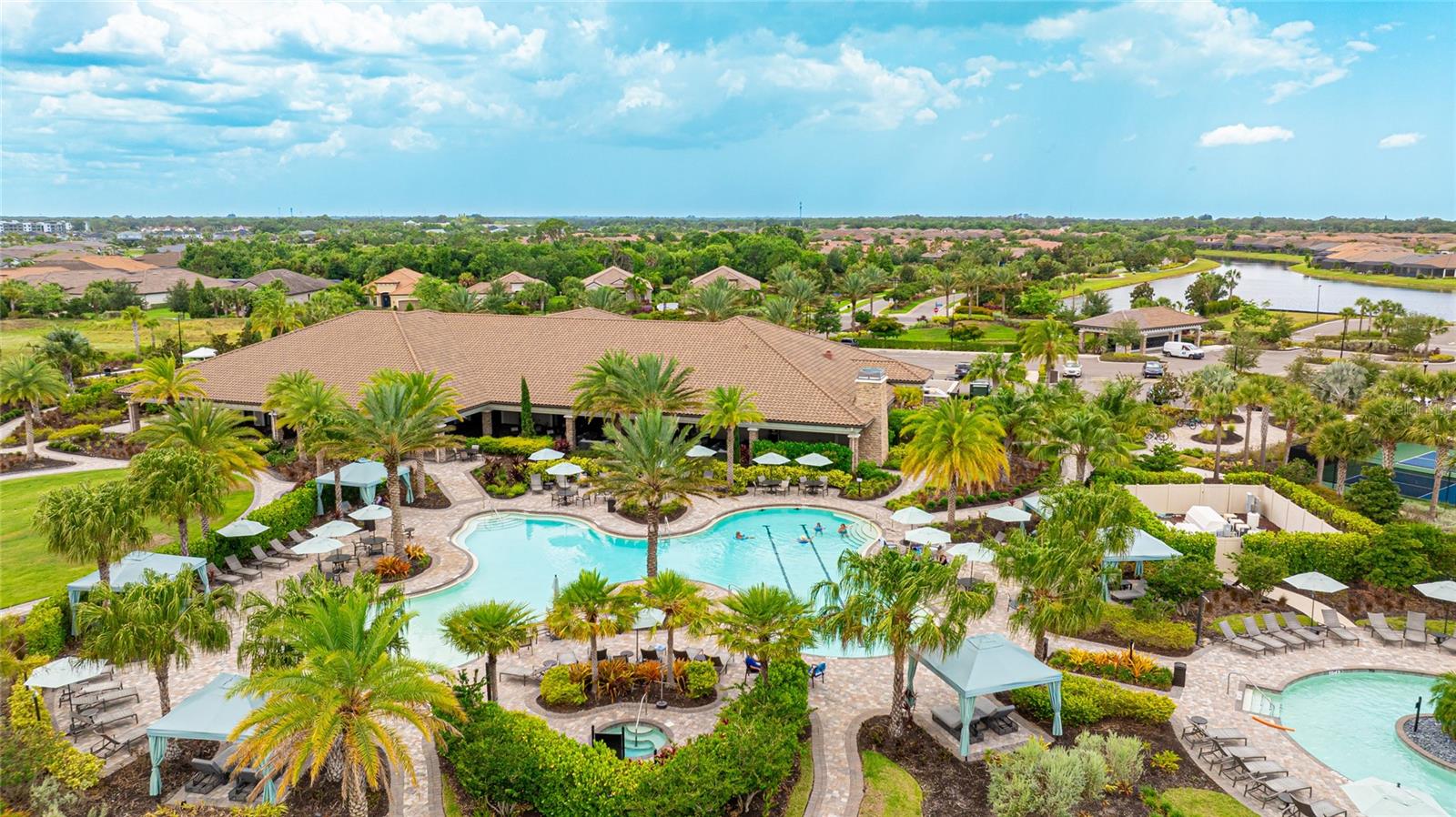 ESPLANADE AT ARTISAN LAKES - Residential