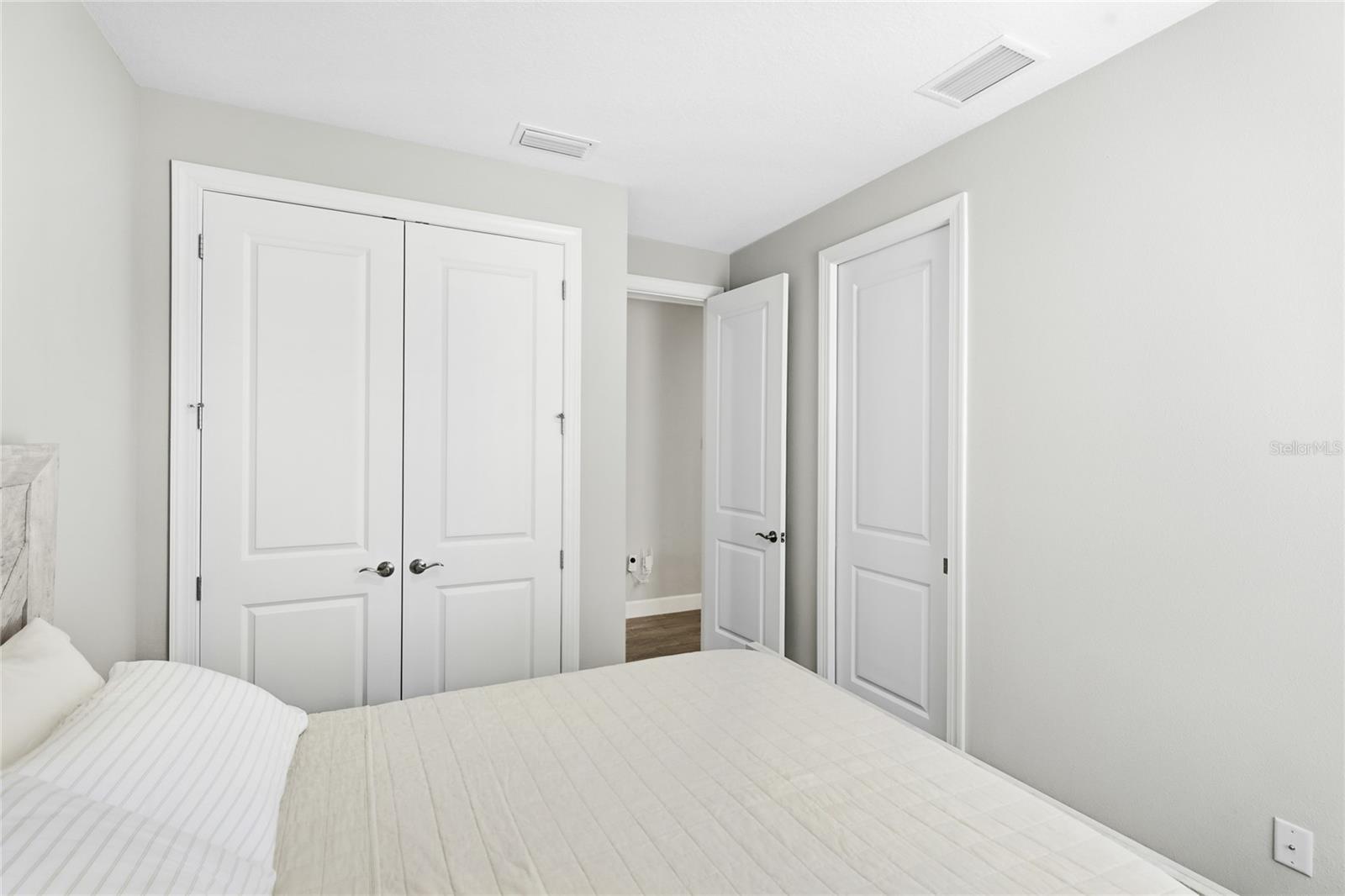 ESPLANADE AT ARTISAN LAKES - Residential