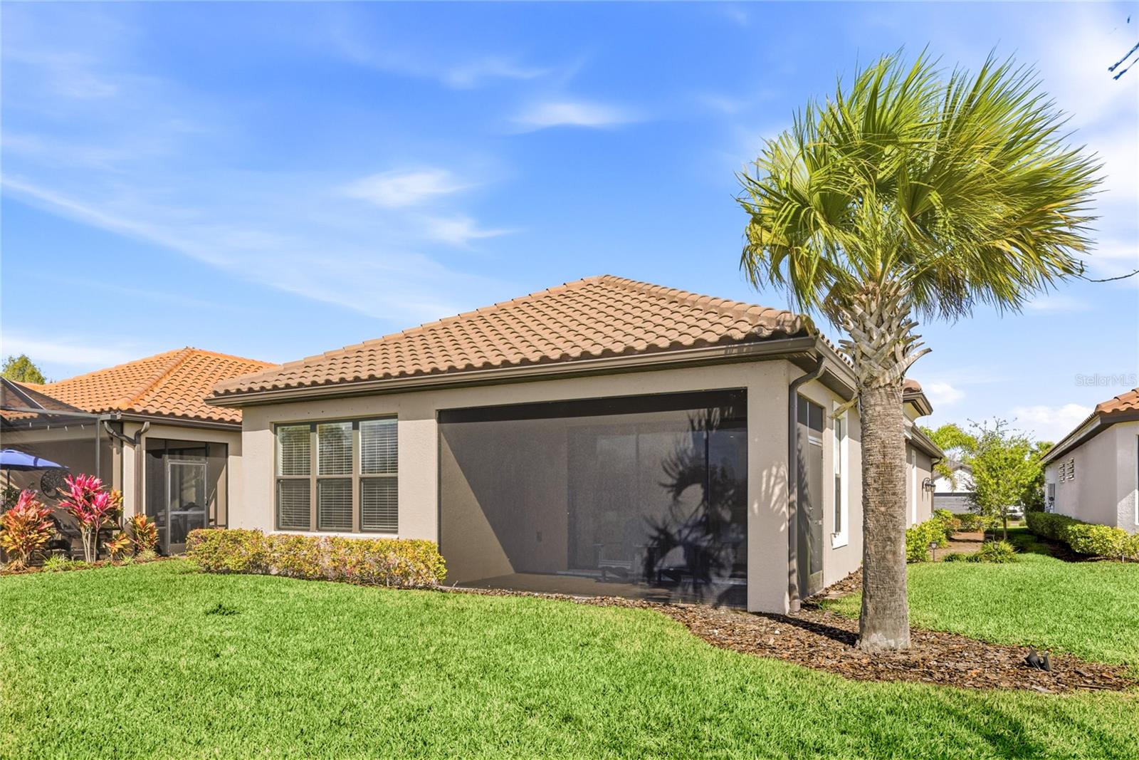 ESPLANADE AT ARTISAN LAKES - Residential