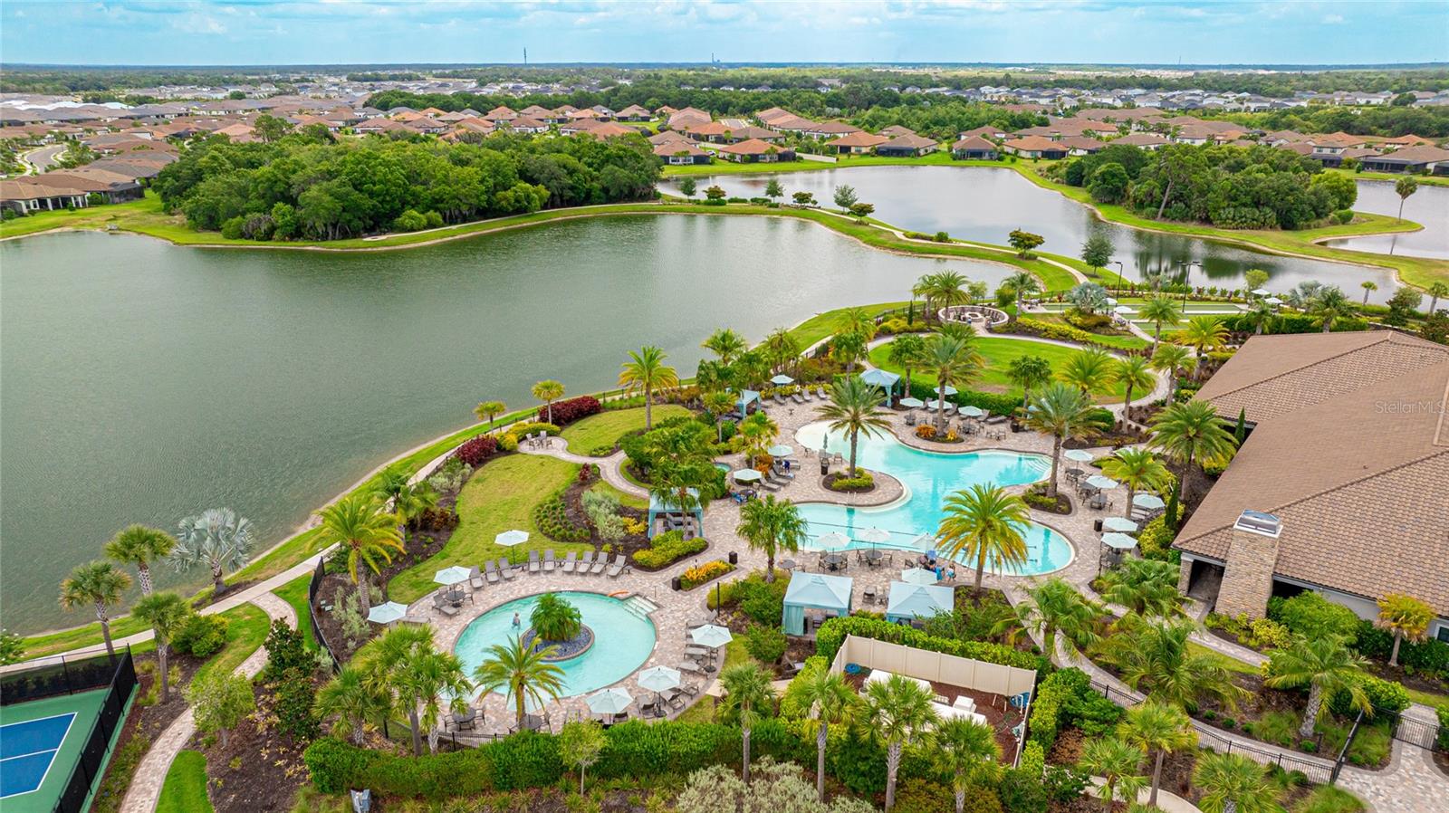 ESPLANADE AT ARTISAN LAKES - Residential