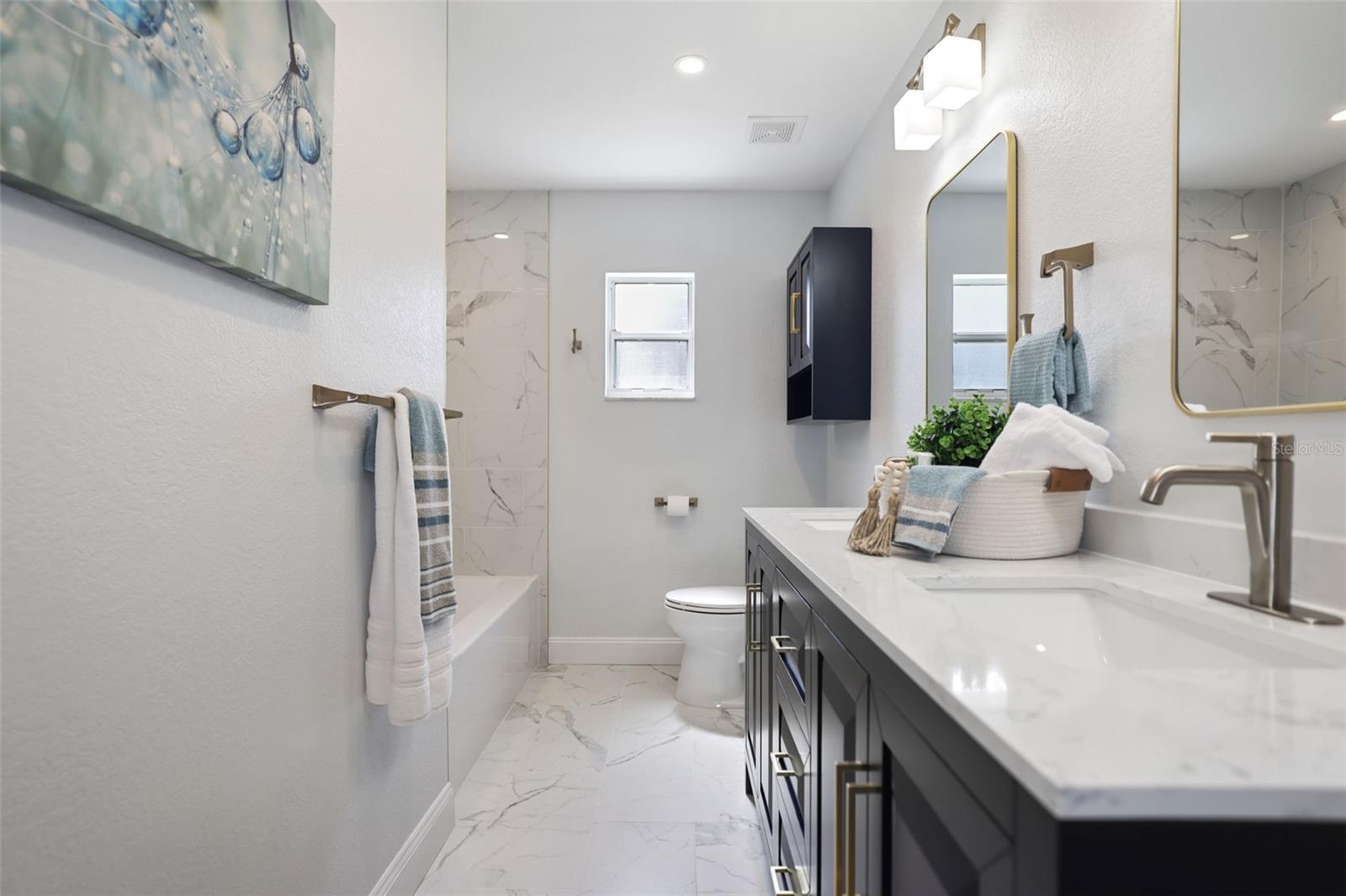 DIXIE SHORES UNIT 01 REP - Residential