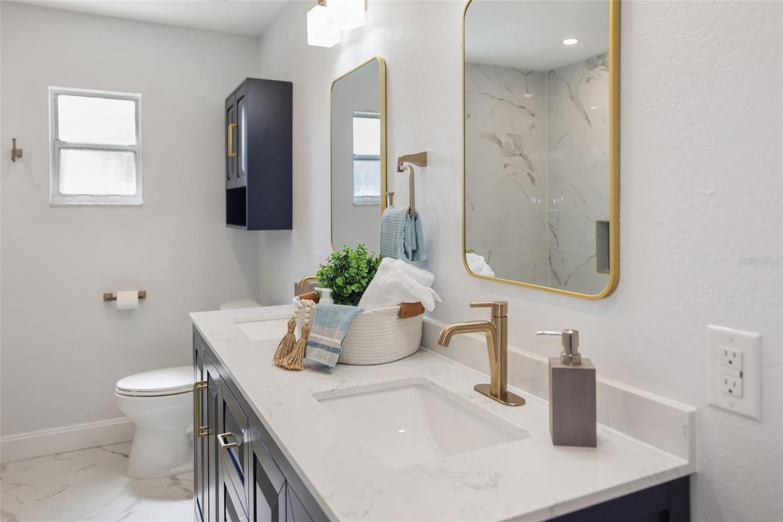 DIXIE SHORES UNIT 01 REP - Residential