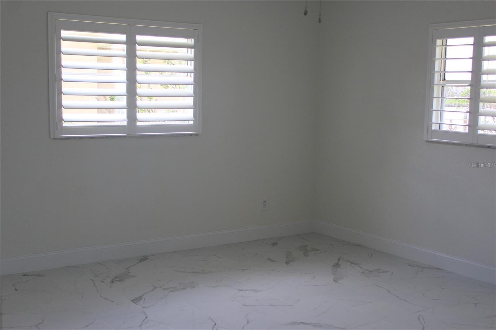 DIXIE SHORES UNIT 01 REP - Residential