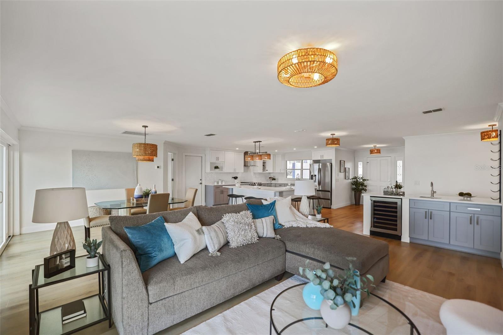 DIXIE SHORES UNIT 01 REP - Residential