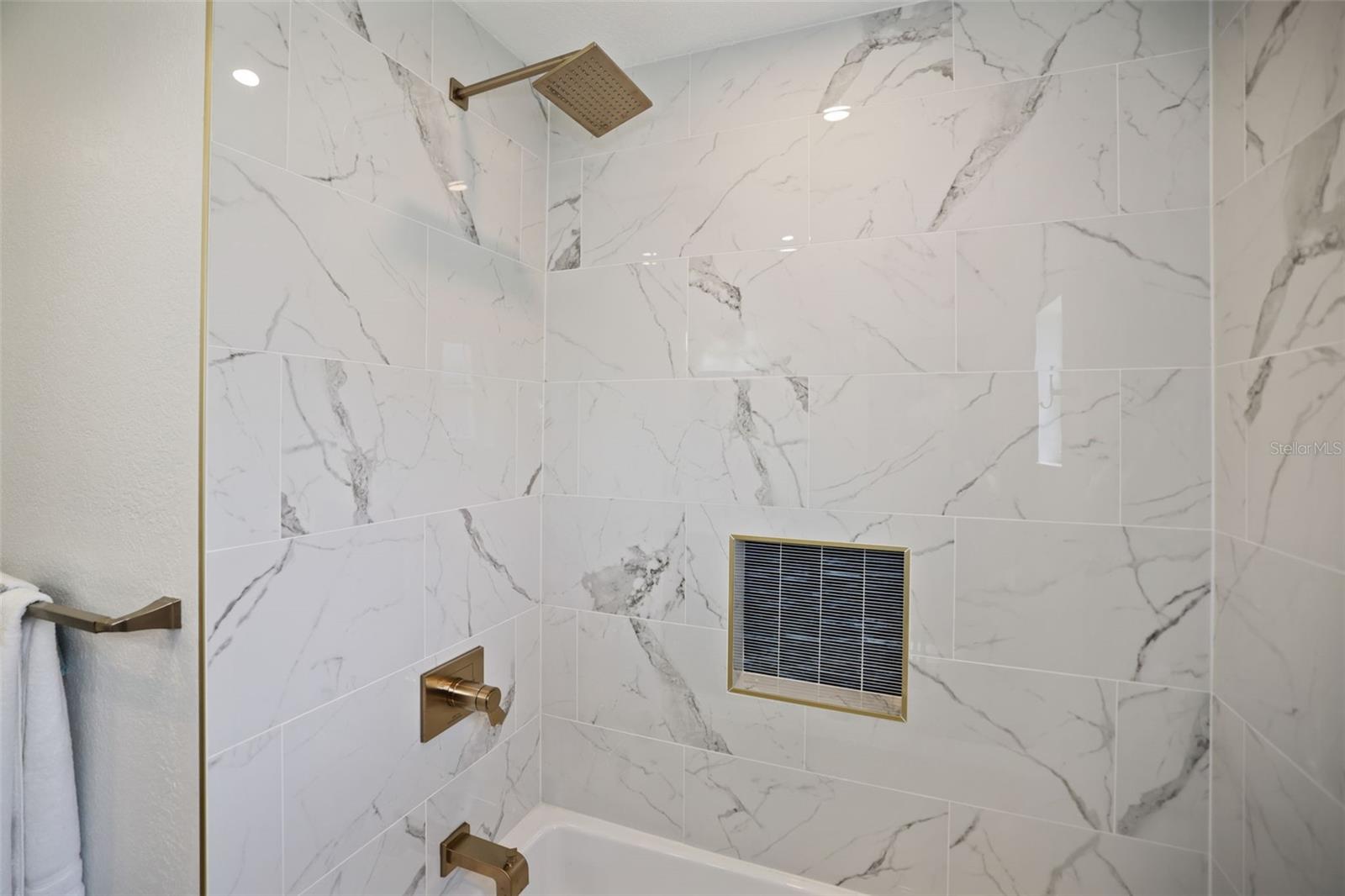 DIXIE SHORES UNIT 01 REP - Residential