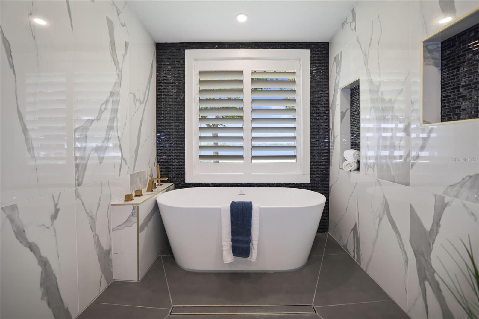 DIXIE SHORES UNIT 01 REP - Residential