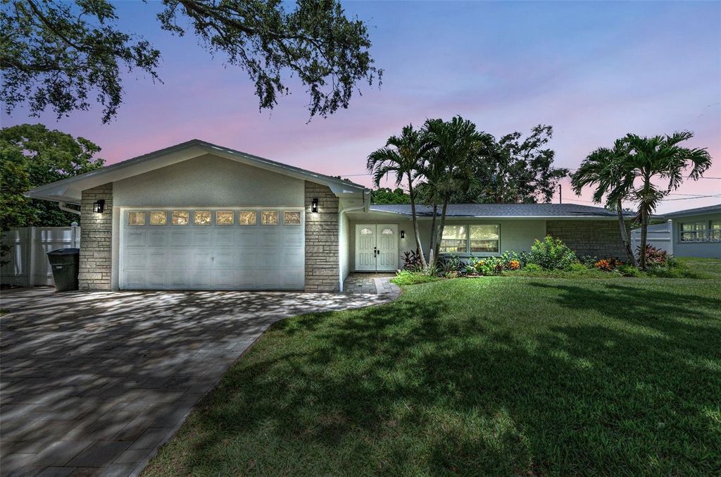 Photo of 1180 Nelson Street, Dunedin, FL 34698 (MLS # TB8412090)