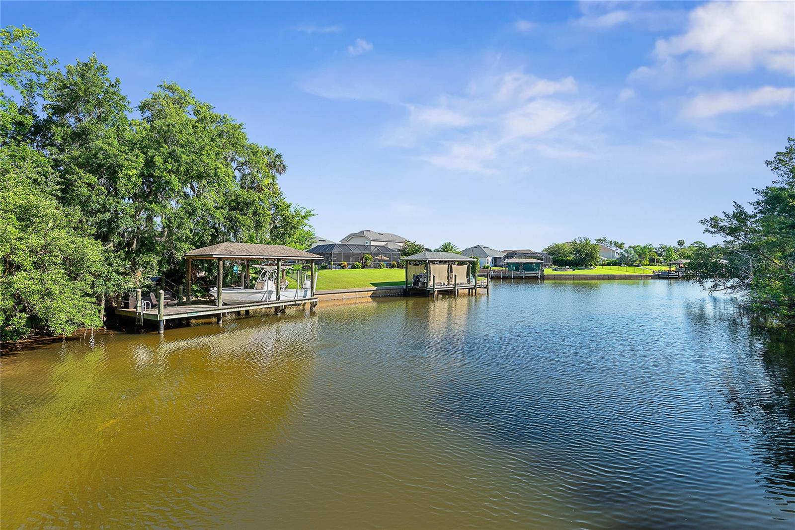 30 COUNTRY CLUB HARBOR CIRCLE