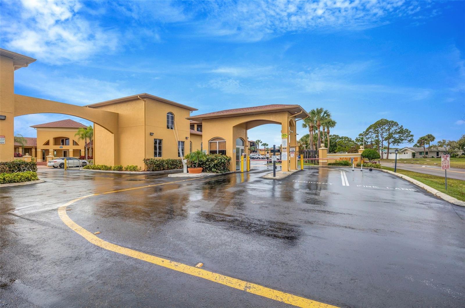 4309 BAYSIDE VILLAGE DRIVE 101