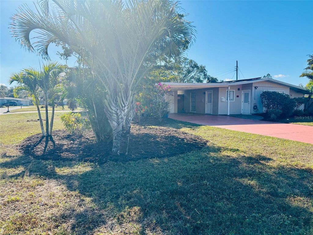 Photo of 3530 Schwalbe Drive, Sarasota, FL 34235 (MLS # A4677430)