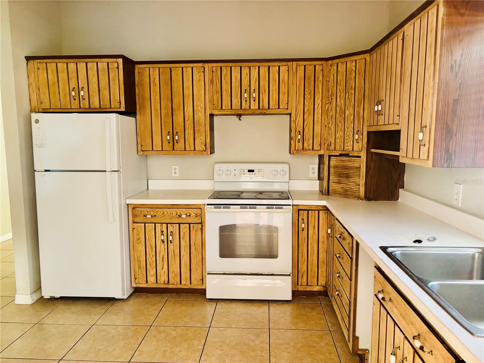 KENSINGTON PARK - Residential