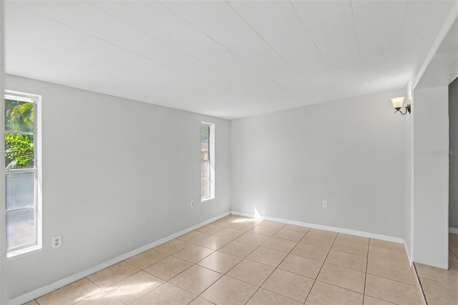 KENSINGTON PARK - Residential