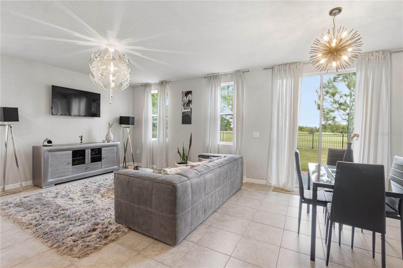 GREENS/FRST LAKE PH 1 - Residential