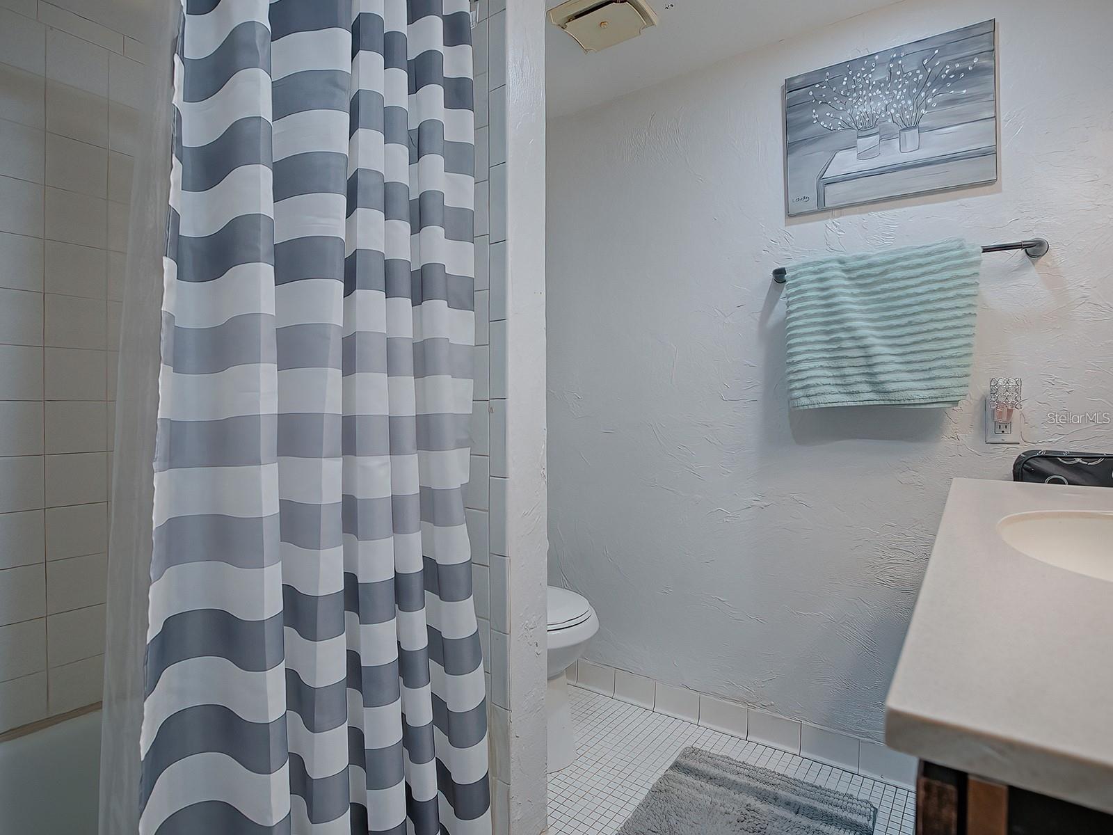 SANDALWOOD CONDO - Residential