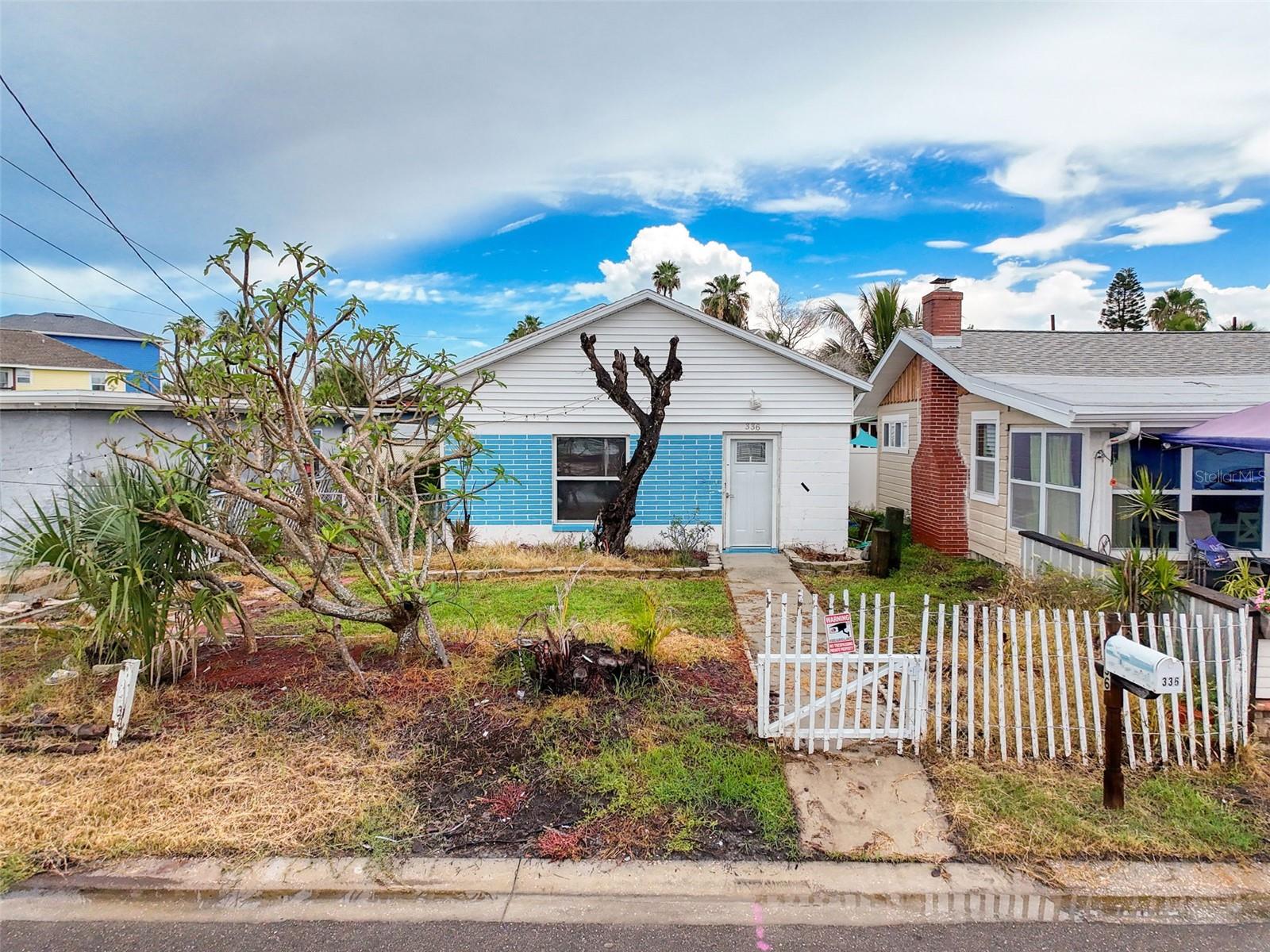 PAGES REP OF MITCHELLS BEACH 2 - Residential