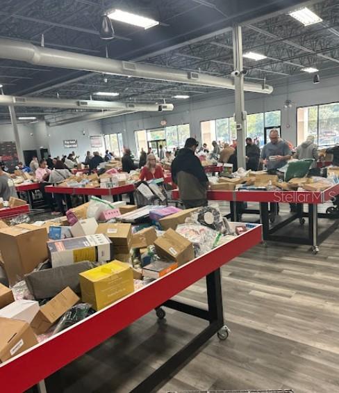 1423 E BRANDON BOULEVARD