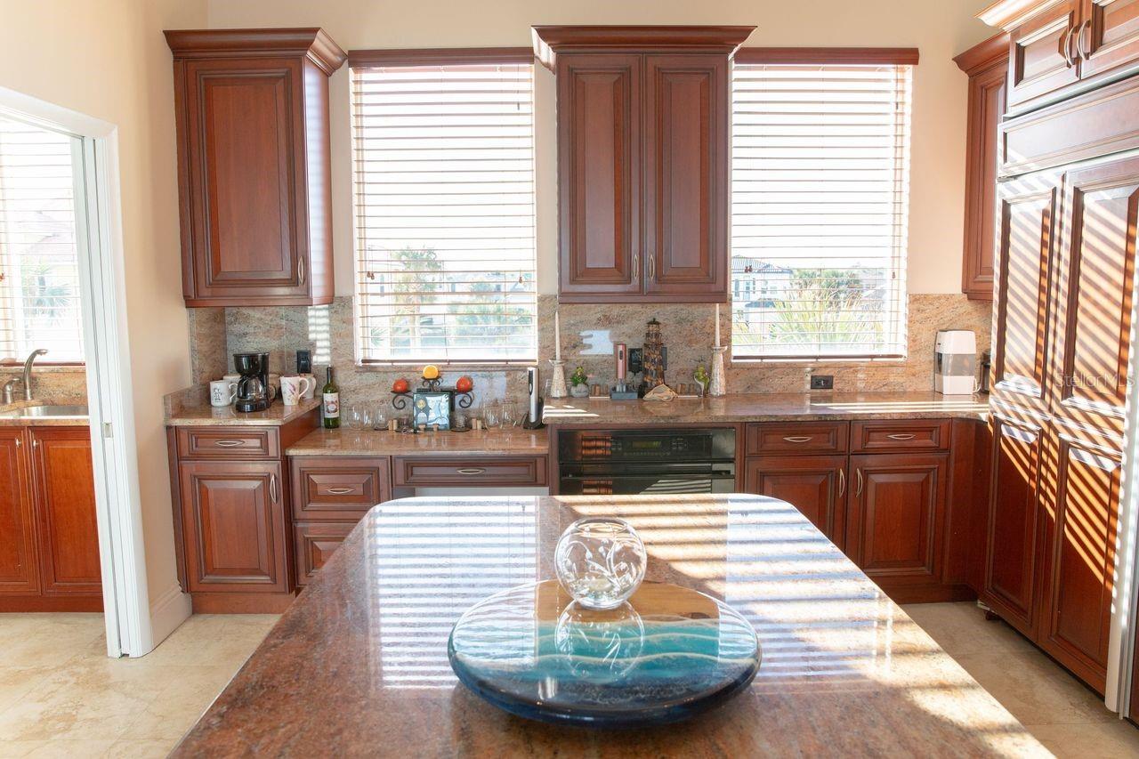 ARMAND BEACH ESTATES - Residential