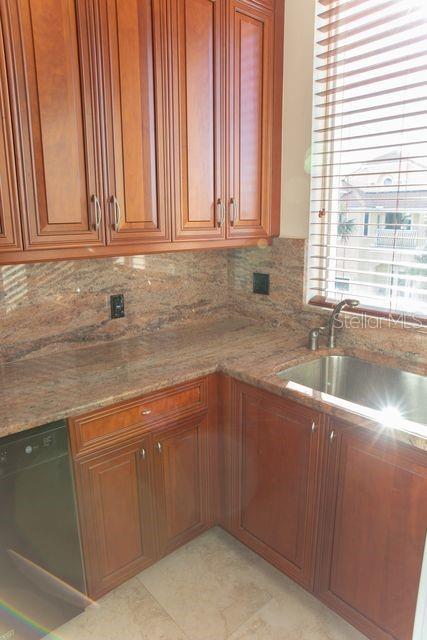 ARMAND BEACH ESTATES - Residential