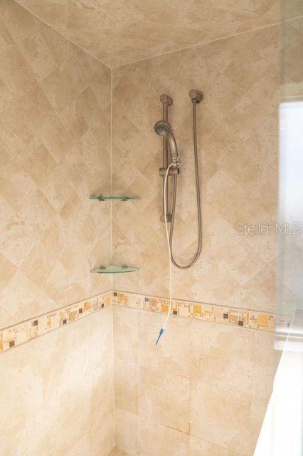 ARMAND BEACH ESTATES - Residential