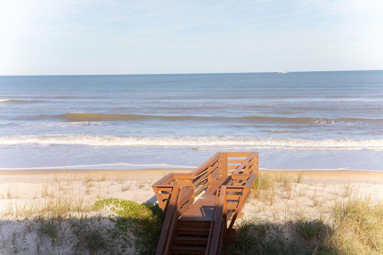 ARMAND BEACH ESTATES - Residential