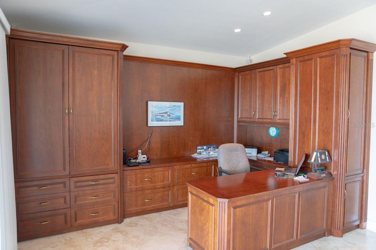 ARMAND BEACH ESTATES - Residential