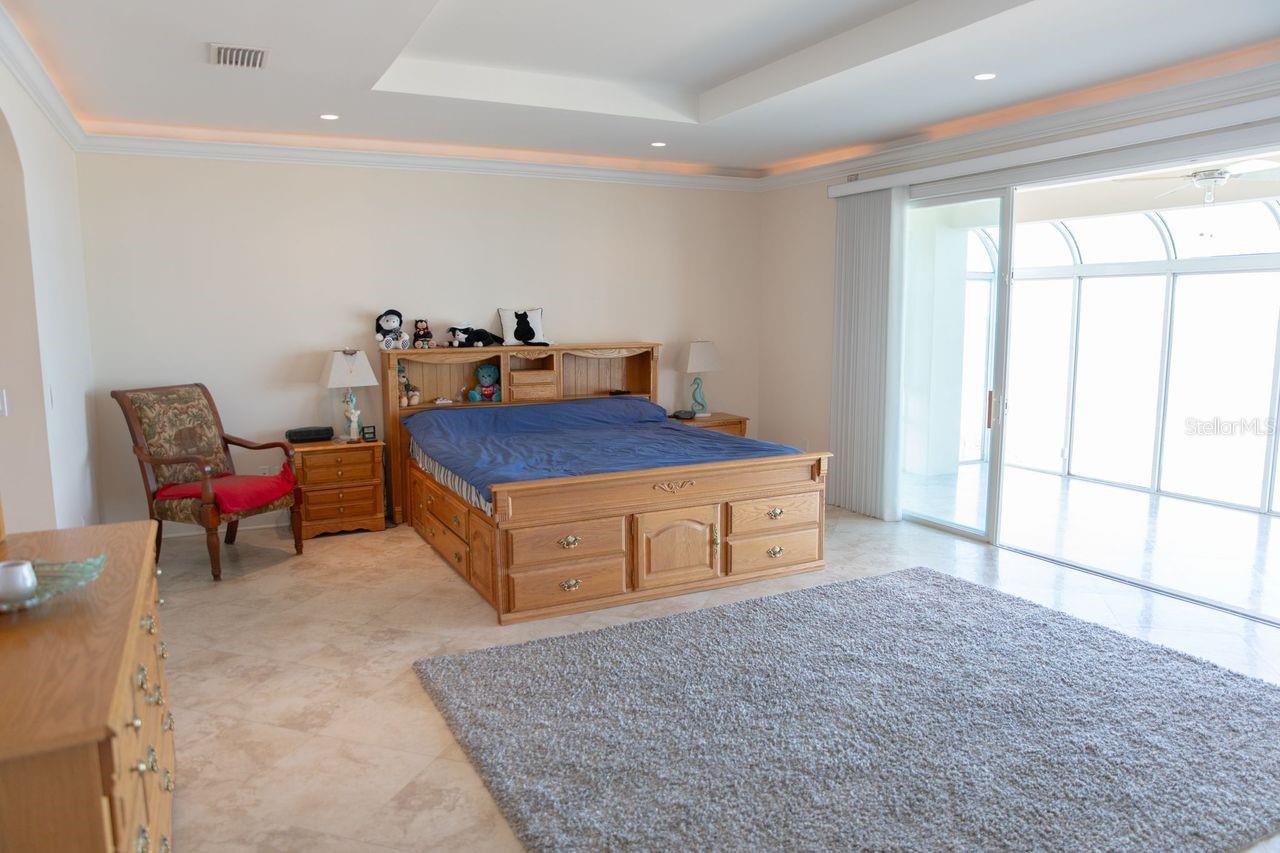 ARMAND BEACH ESTATES - Residential