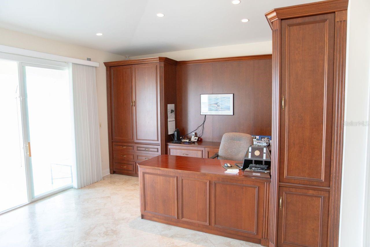 ARMAND BEACH ESTATES - Residential