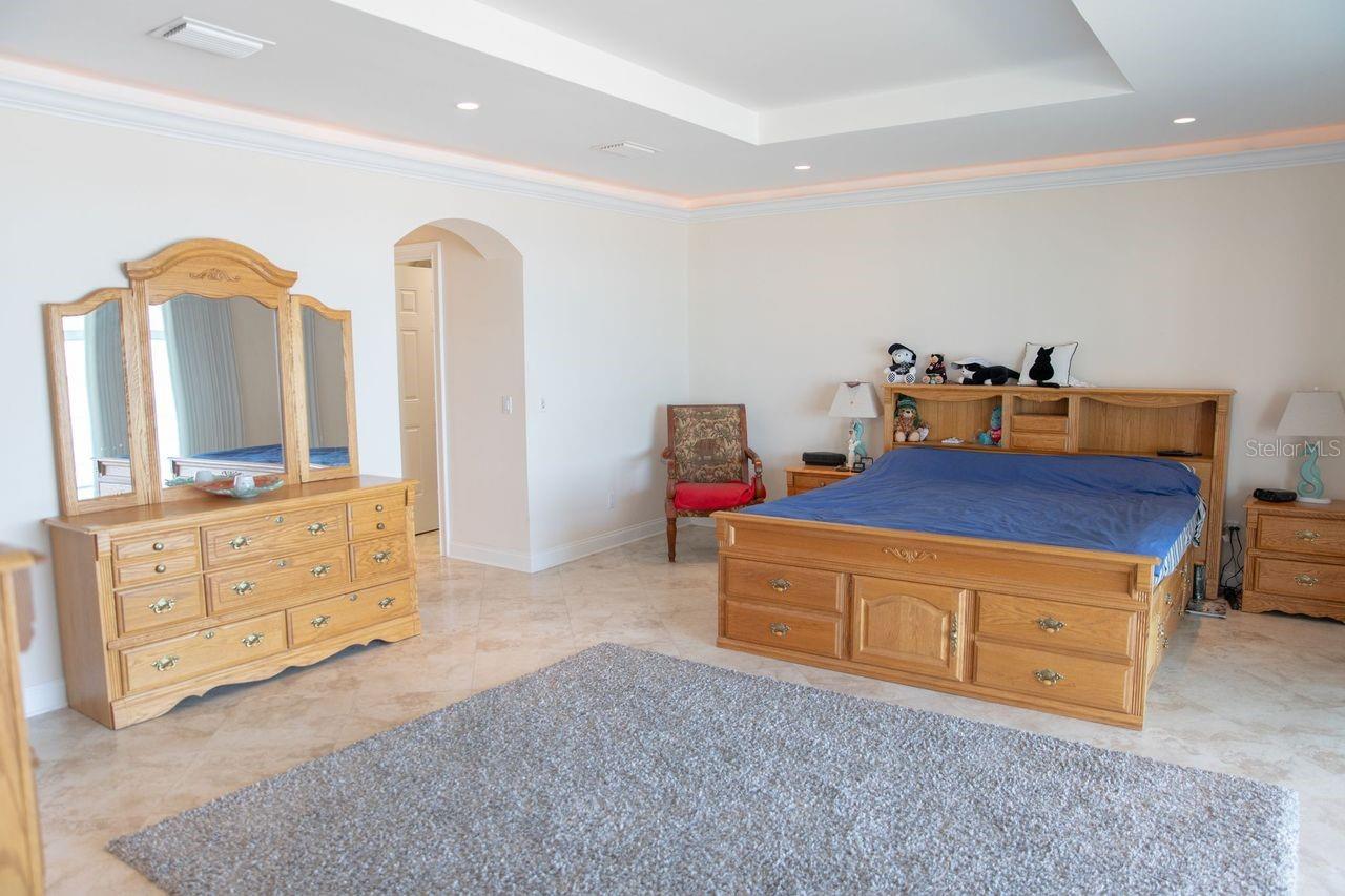 ARMAND BEACH ESTATES - Residential