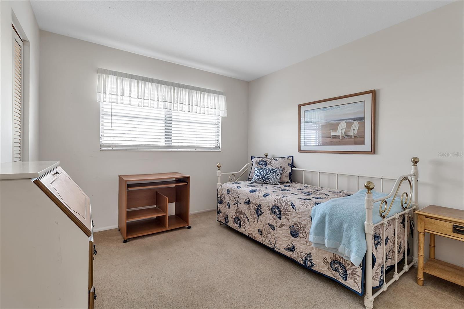 PARKWAY VILLAS - Residential