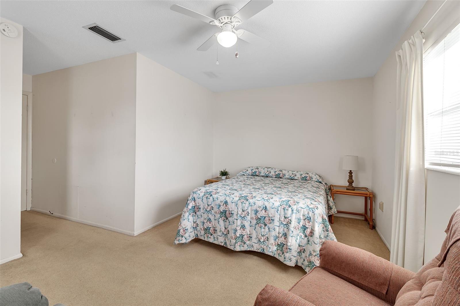 PARKWAY VILLAS - Residential