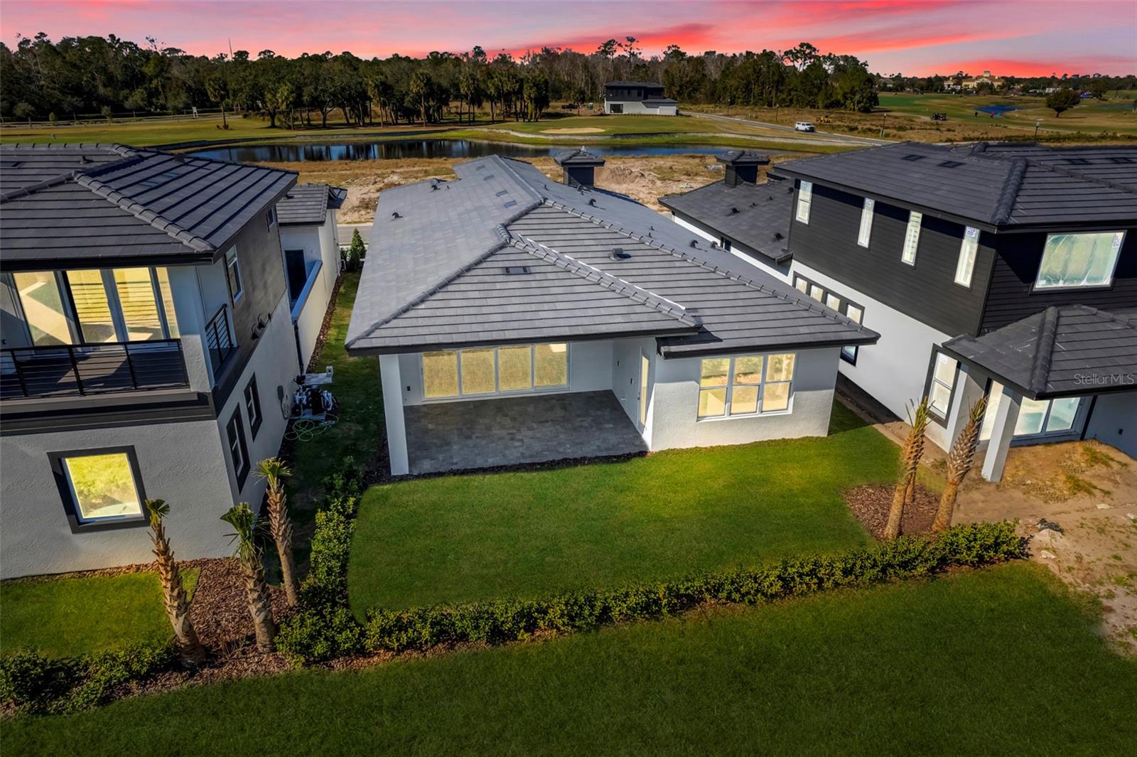 3032 KENSINGTON AVENUE