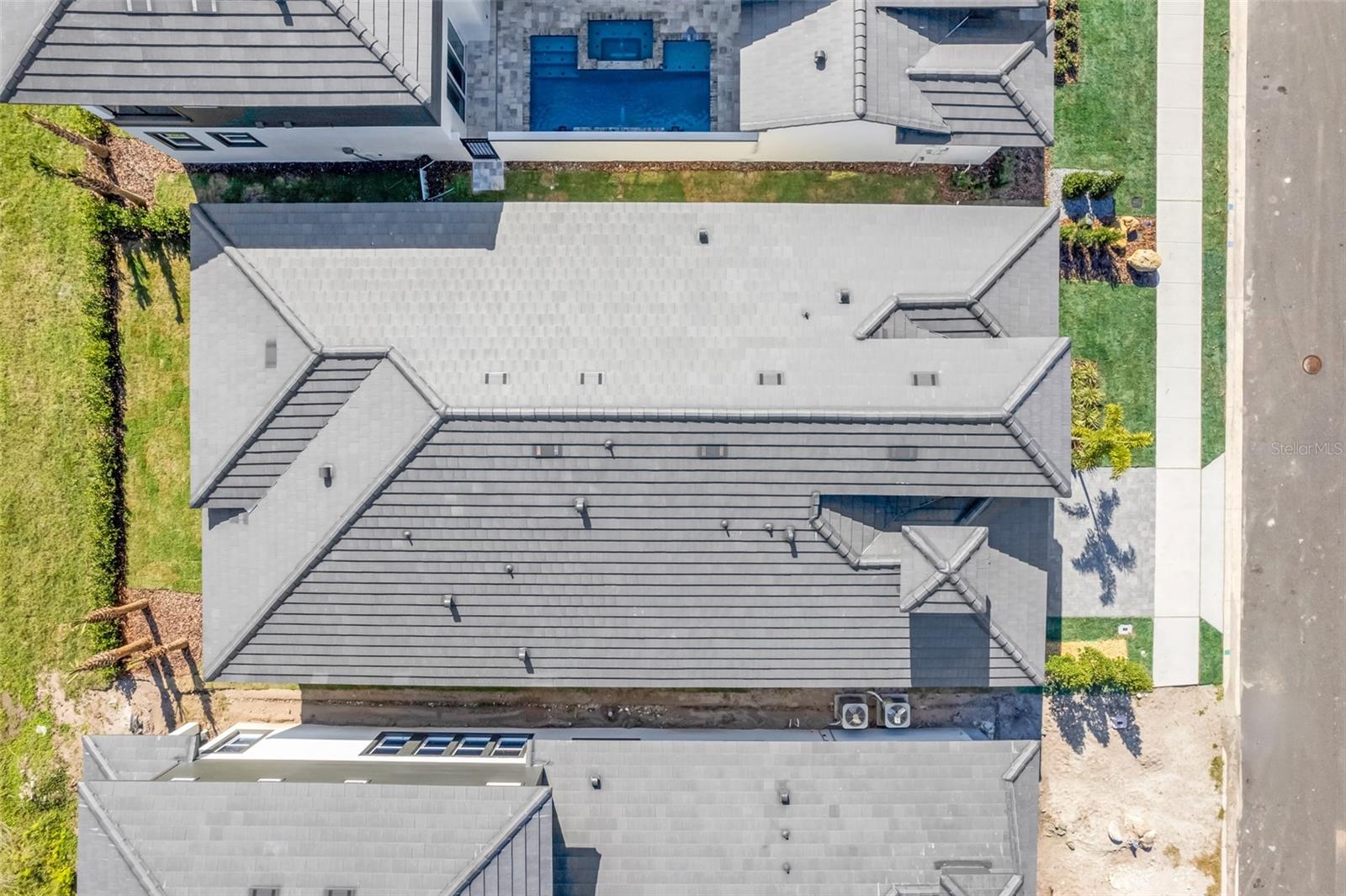 3032 KENSINGTON AVENUE